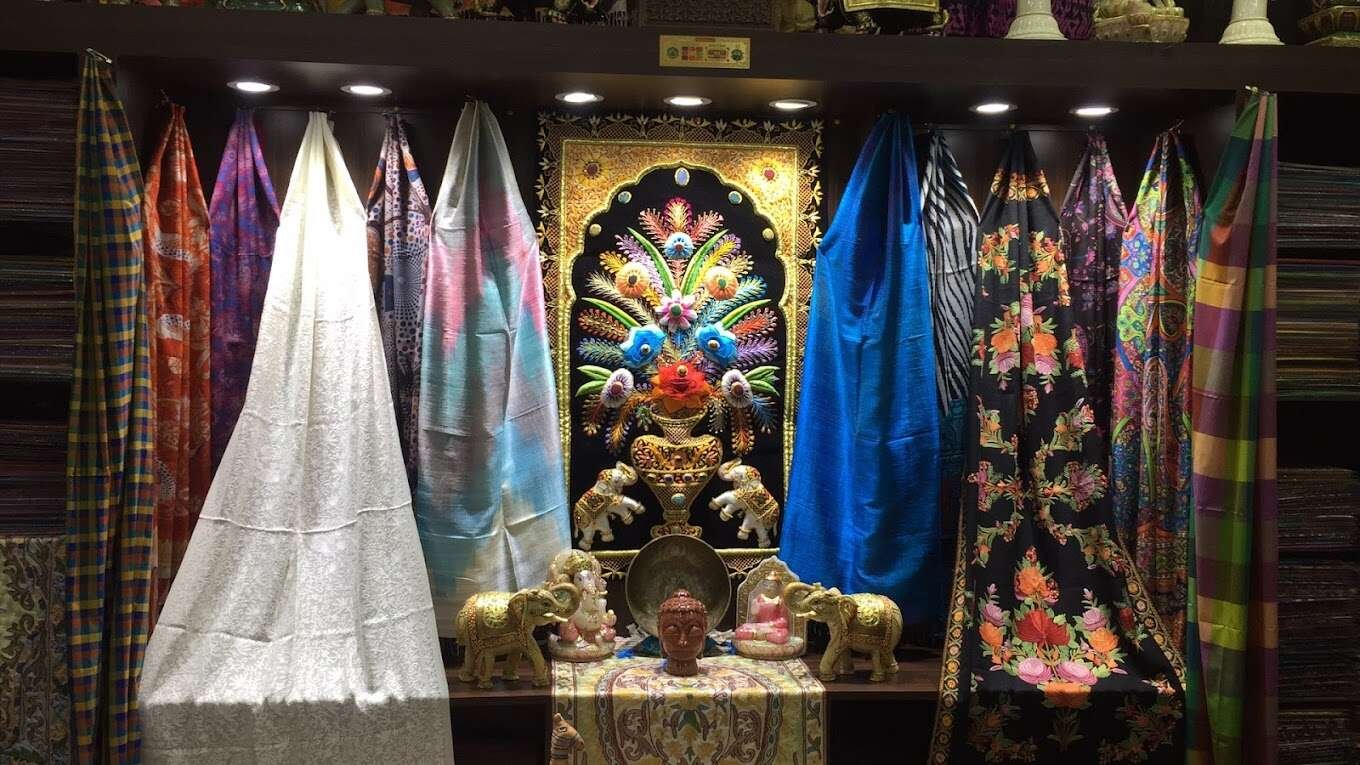 ANHAAR ARTS EMPORIUM
